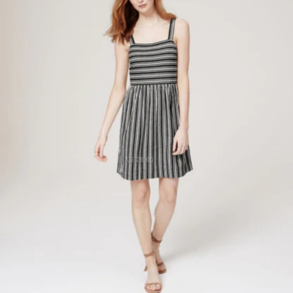 Ann Taylor LOFT Dress Size Small